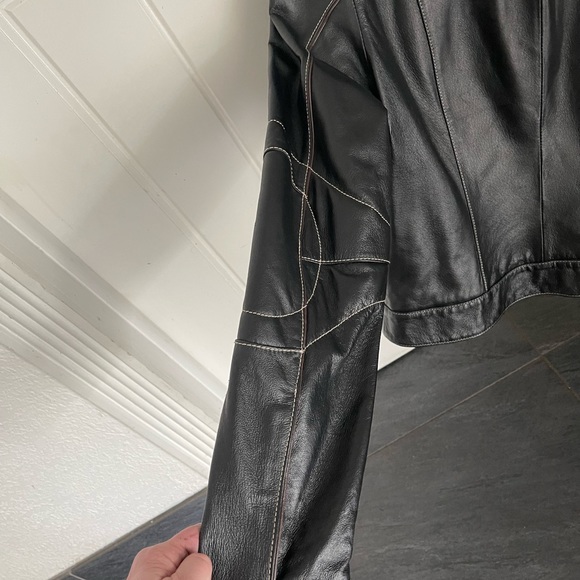 Leather Jacket - Picture 6 of 6